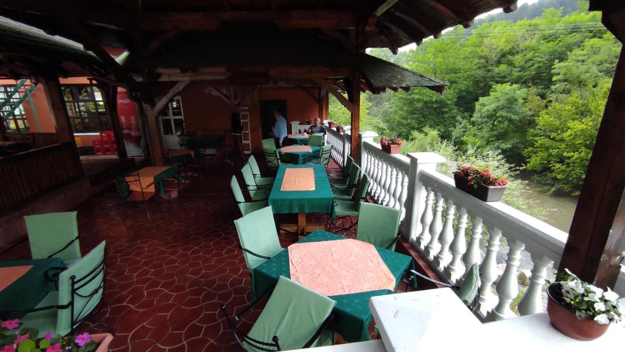 מלון Nova Varoš Restoran Filipovic מראה חיצוני תמונה